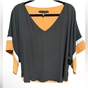 White House Black Market Blouse Top Black Tan Size‎ Medium Wide Sleeves